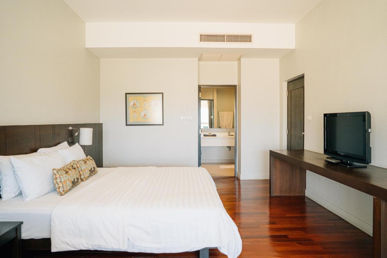 Inpawa Hotel Ban Phai Esterno foto