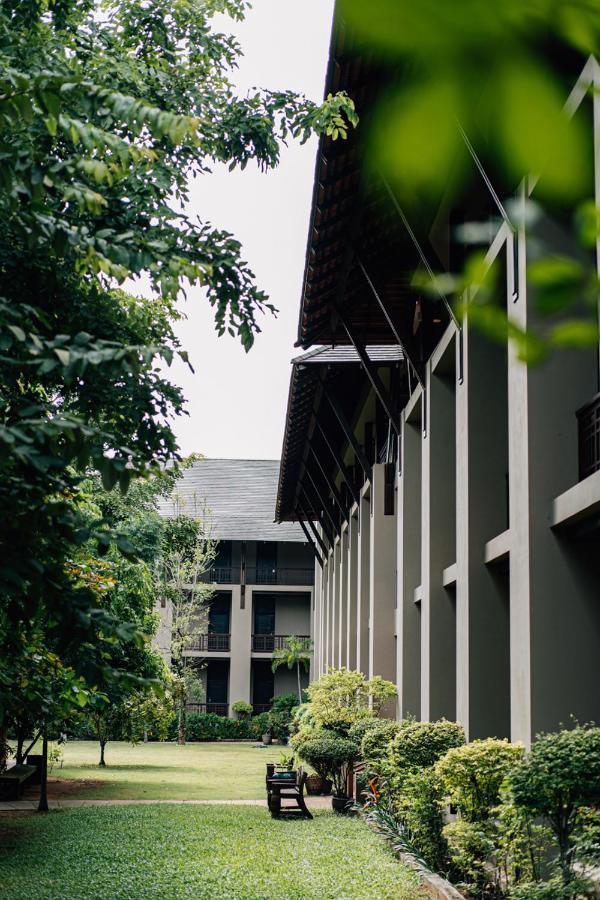 Inpawa Hotel Ban Phai Esterno foto