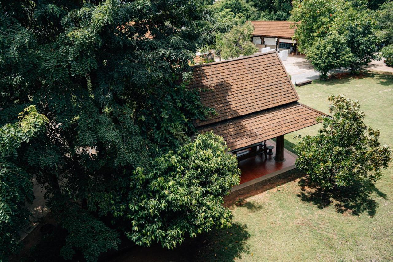 Inpawa Hotel Ban Phai Esterno foto