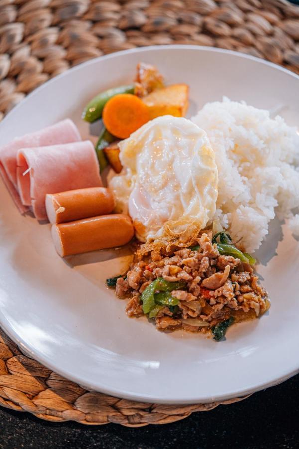 Inpawa Hotel Ban Phai Esterno foto