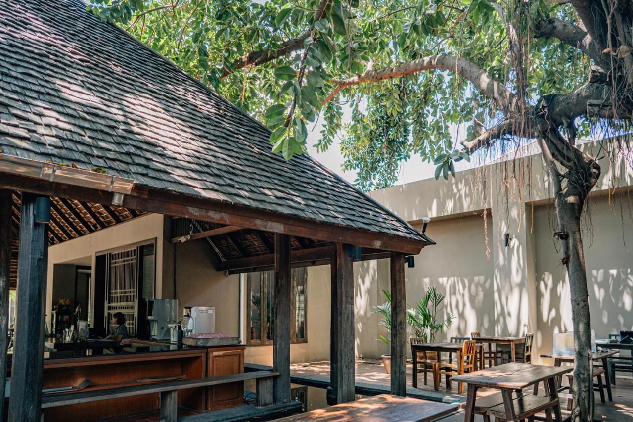 Inpawa Hotel Ban Phai Esterno foto